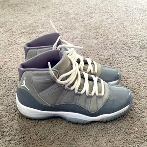 I am selling a grade school size 7 jordan..they are called cool greys
